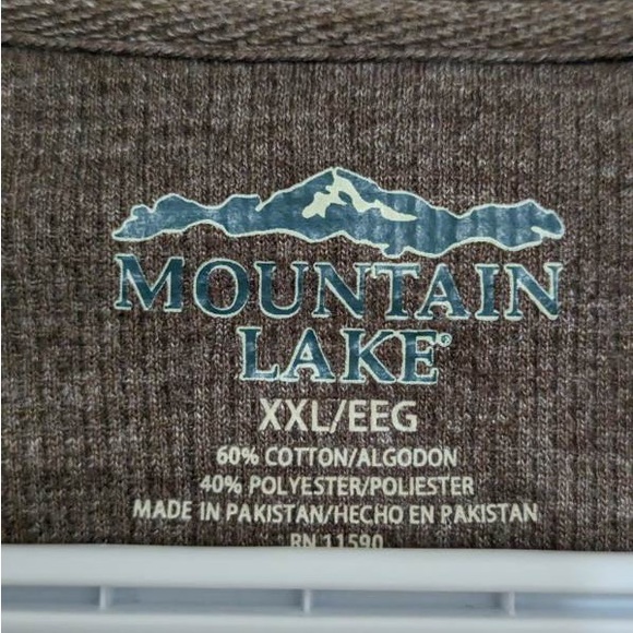 NWT- Men’s XXL Henley - Picture 3 of 3